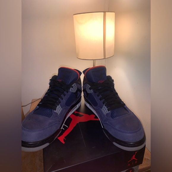 AIR JORDAN RETRO 4 WNTR. RETAIL $200 - Picture 7 of 11